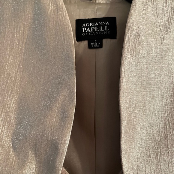 Elegant Adrianna Papell crepe layered dress & jacket. size 8. beige silver gold - Picture 4 of 15